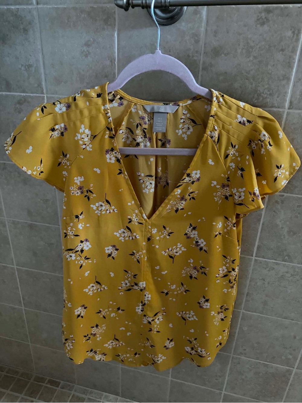 H&M Mustard Floral V-Neck Short Sleeve Blouse